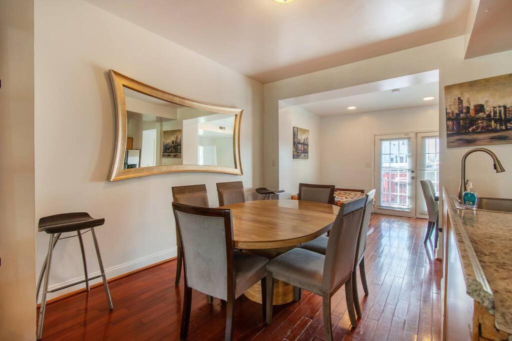 Relaxing, Spacious, Private, Walkable In Petworth! Washington Exterior photo